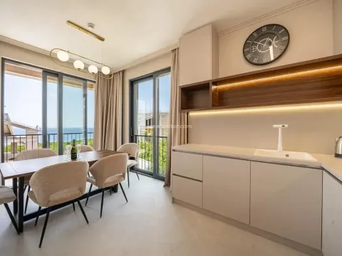 Prodaja, kuća, 223m², Reževići, Budva - image 13