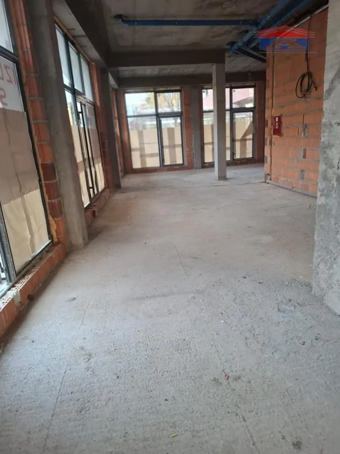 Rent, office space, 220m², Sajmište, Novi Sad