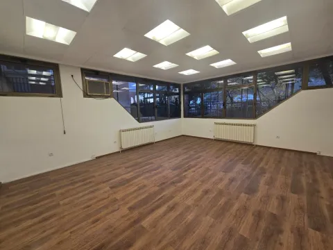 Poslovni prostor in Ljubović