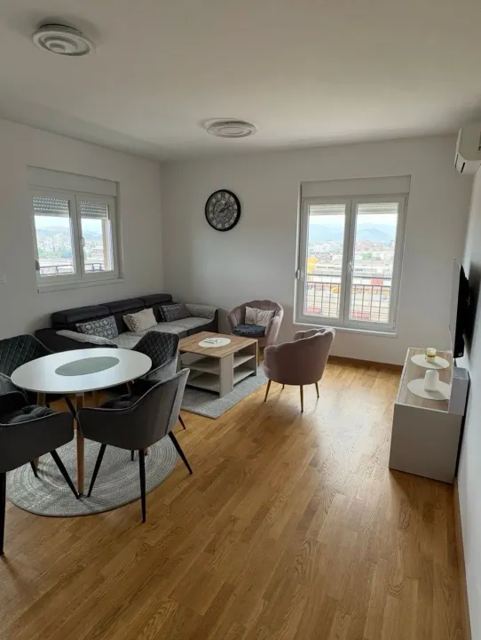 Rent, two bedroom apartment, 65m², Stari Aerodrom, Podgorica