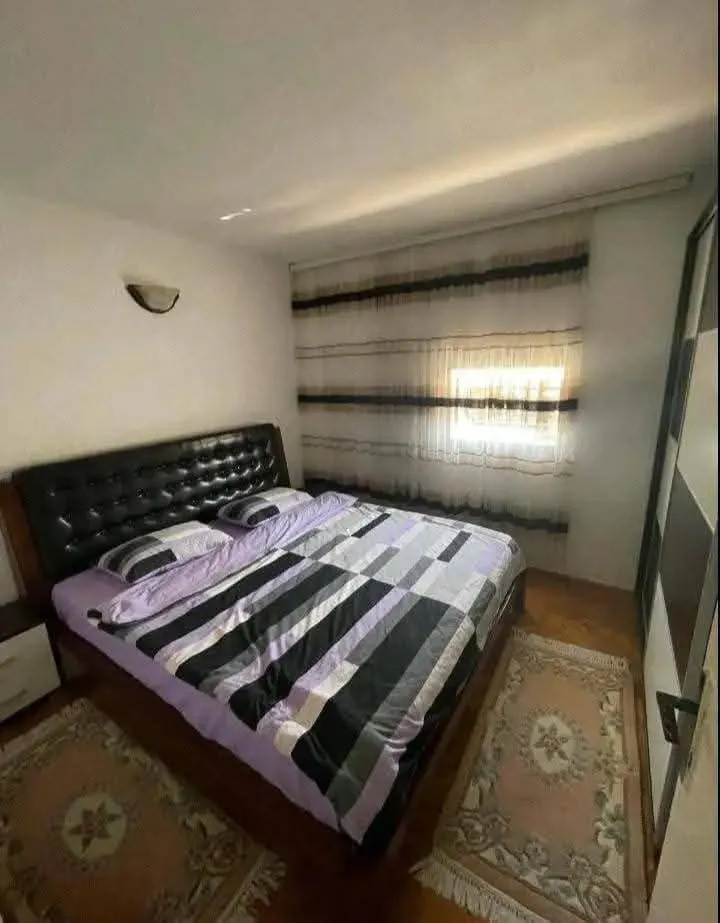 Prodaja, dvosoban stan, 72m², Centar, Podgorica