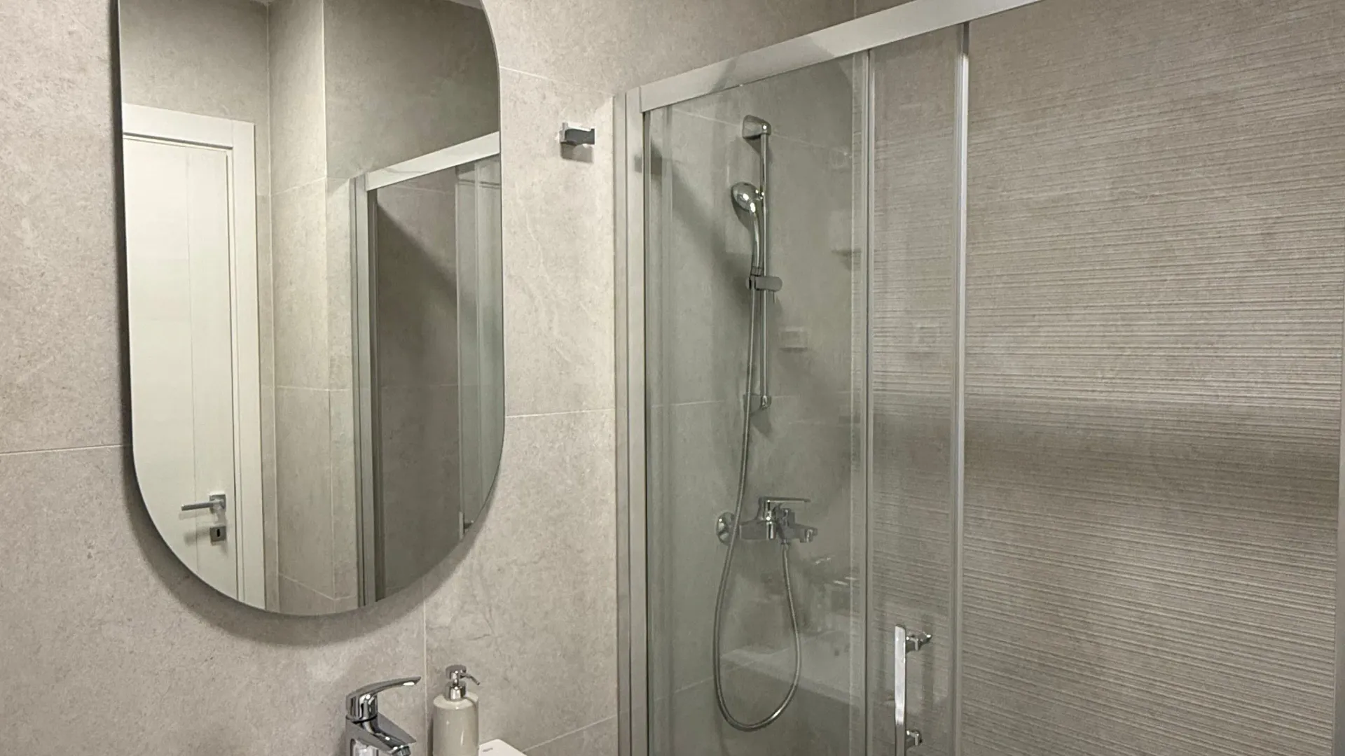 Rent, one bedroom apartment, 39m², Pobrežje, Podgorica