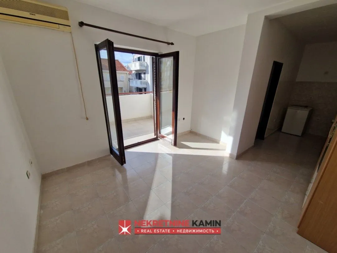 Prodaja, dvosoban stan, 53m², Velji Vinogradi, Budva