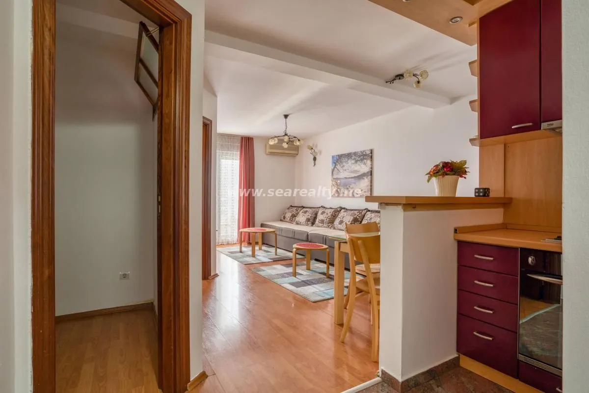 Rent, two bedroom apartment, 45m², Budva, Crna Gora
