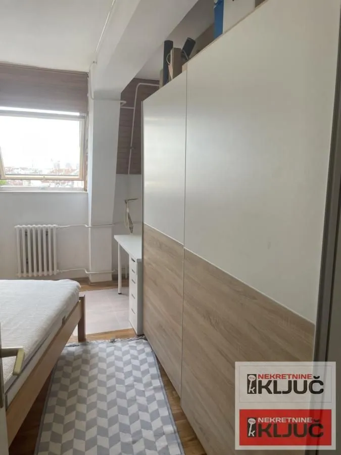 Prodaja, dvosoban stan, 57m², Bulevar Oslobodjenja, Novi Sad Sve Podlokacije