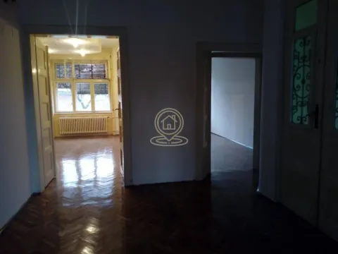 Izdavanje, trosoban stan, 93m², Stari grad, Novi Sad - image 5