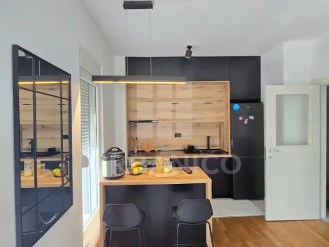 Prodaja, jednosoban stan, 46m², Stari Aerodrom, Podgorica - image 4