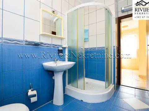 Sale, house, 260m², Đenovići, Herceg Novi - image 7