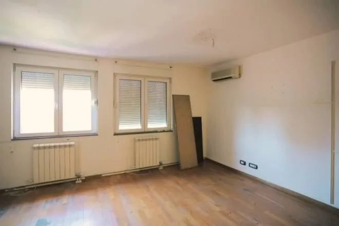 Izdavanje, trosoban stan, 138m², Savski Venac, Beograd