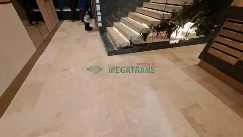 Izdavanje, četvorosoban stan, 112m², Centar, Novi Sad - image 16