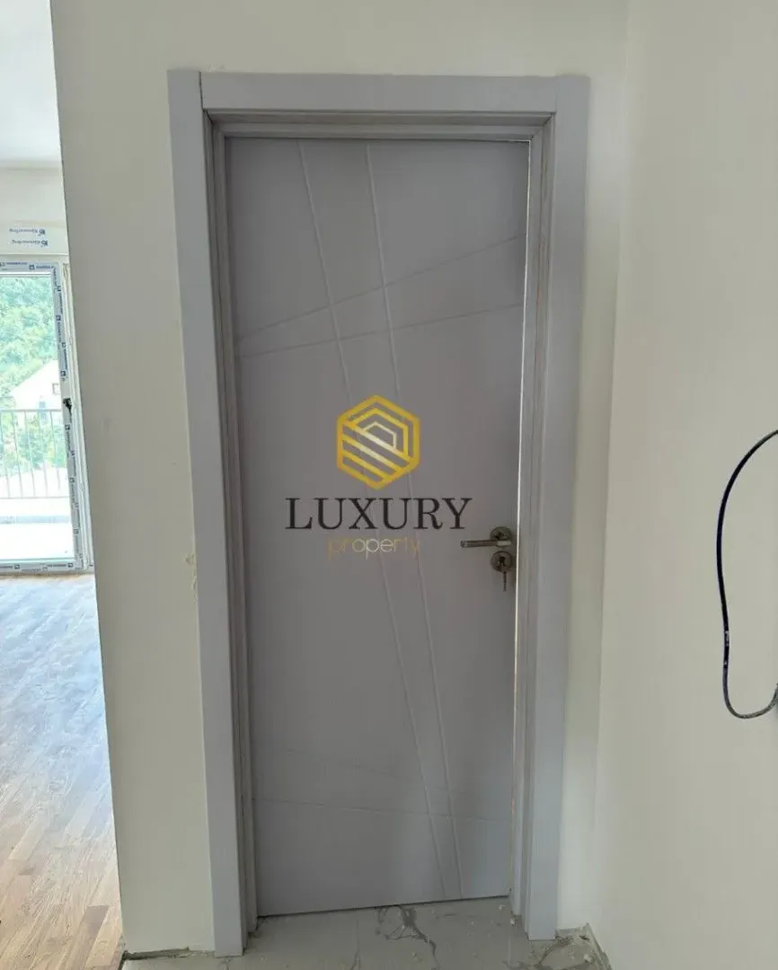 Prodaja, jednosoban stan, 42m², Podkošljun, Budva