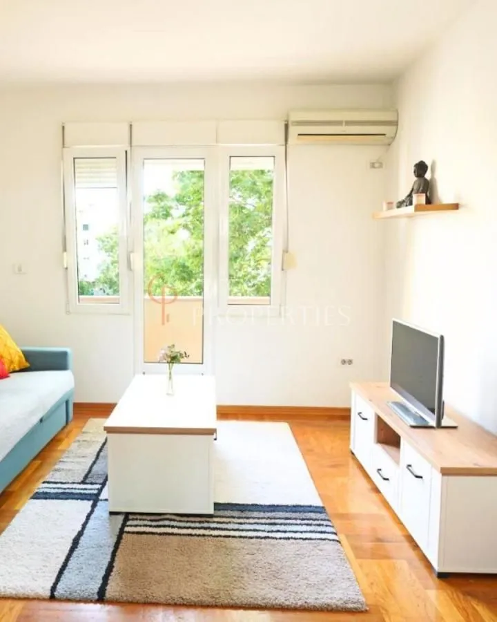 Izdavanje, stan, 58m², Centar, Podgorica