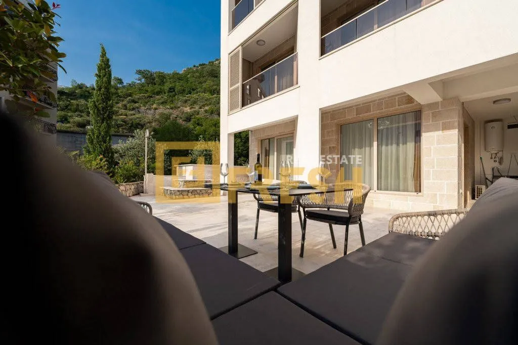 Sale, one bedroom apartment, 136m², Rafailovići, Budva