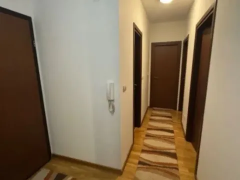 Izdavanje, dvosoban stan, 74m², City Kvart, Podgorica - image 6