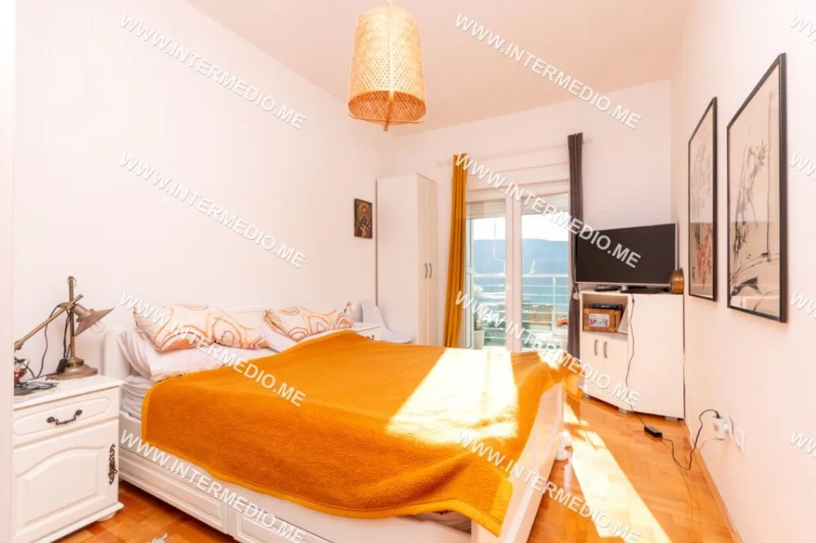 Prodaja, jednosoban stan, 49m², Topla, Herceg Novi