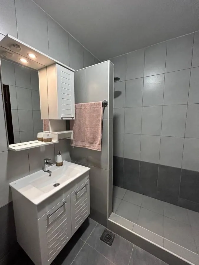Sale, two bedroom apartment, 105m², Petrovac, Budva