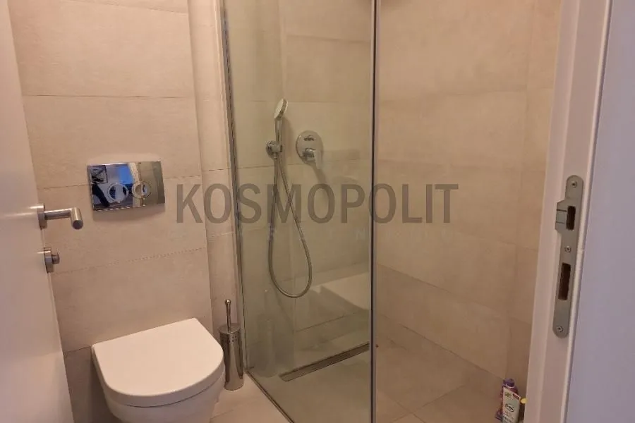 Prodaja, četvorosoban stan, 89m², Banjica, Voždovac Sve Podlokacije