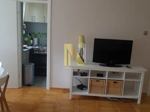 Izdavanje, dvosoban stan, 52m², Liman 4, Novi Sad Sve Podlokacije - image 2