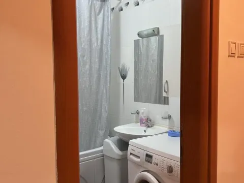 Izdavanje, dvosoban stan, 47m², Detelinara, Novi Sad Sve Podlokacije - image 5