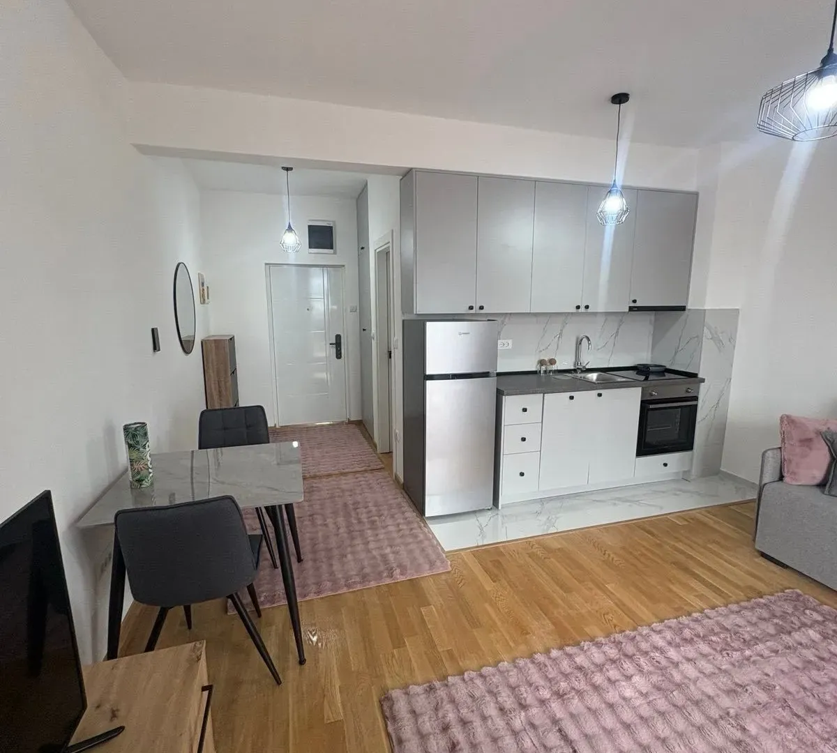 Rent, studio apartment, 33m², Zabjelo, Podgorica