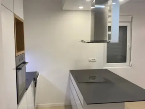 Rent, one bedroom apartment, 54m², Igalo, Herceg Novi - image 4