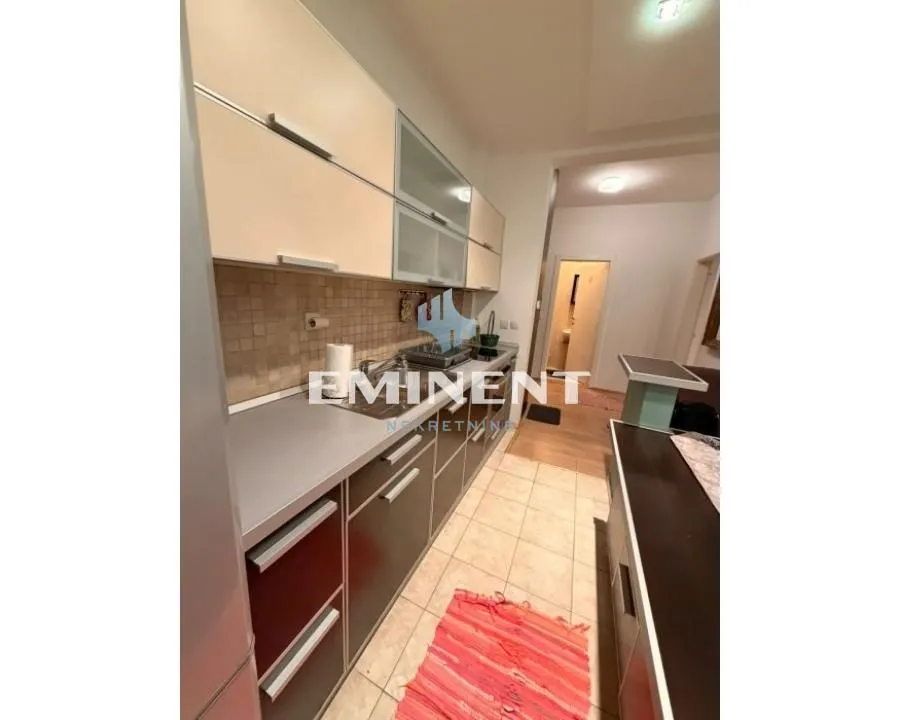 Izdavanje, dvosoban stan, 62m², Lekino Brdo, Voždovac Sve Podlokacije