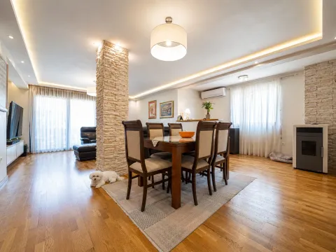 Rent, three bedroom apartment, 106m², Kod Big Fashion-a, Podgorica - image 5
