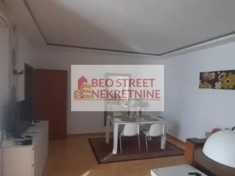 Izdavanje, dvosoban stan, 55m², Stari Grad, Beograd - image 8