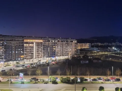 Rent, two bedroom apartment, 108m², Central Point, Podgorica - image 16