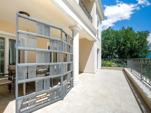 Prodaja, trosoban stan, 166m², Đenovići, Herceg Novi - image 61