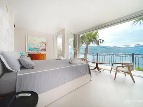 Sale, house, 238m², Krašići, Tivat