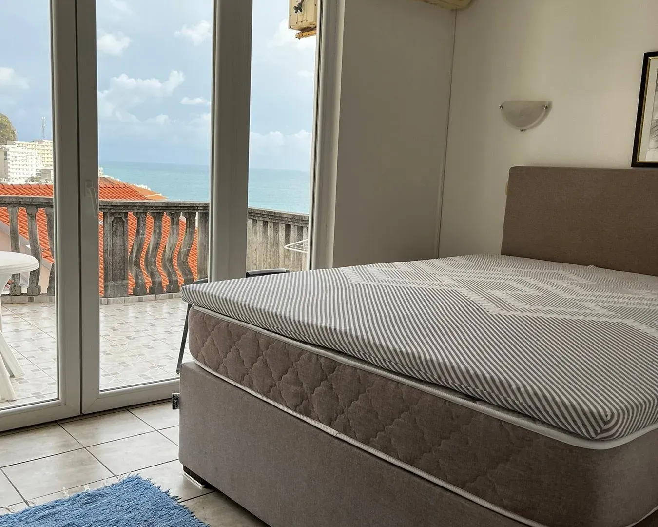 Izdavanje, jednosoban stan, 55m², Rafailovići, Budva