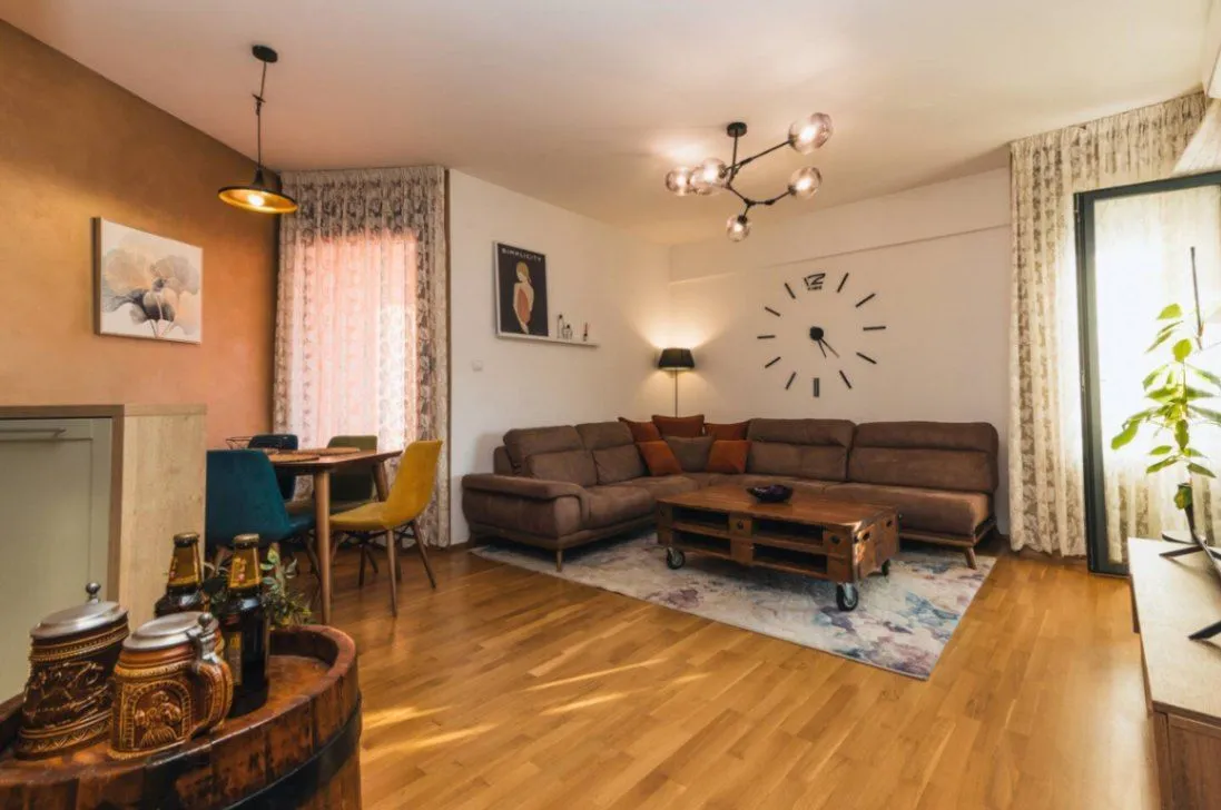 Izdavanje, dvosoban stan, 67m², Blok 9, Podgorica