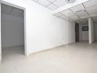 Izdavanje, poslovni prostor, 220m², Autobuska stanica, Podgorica - image 8