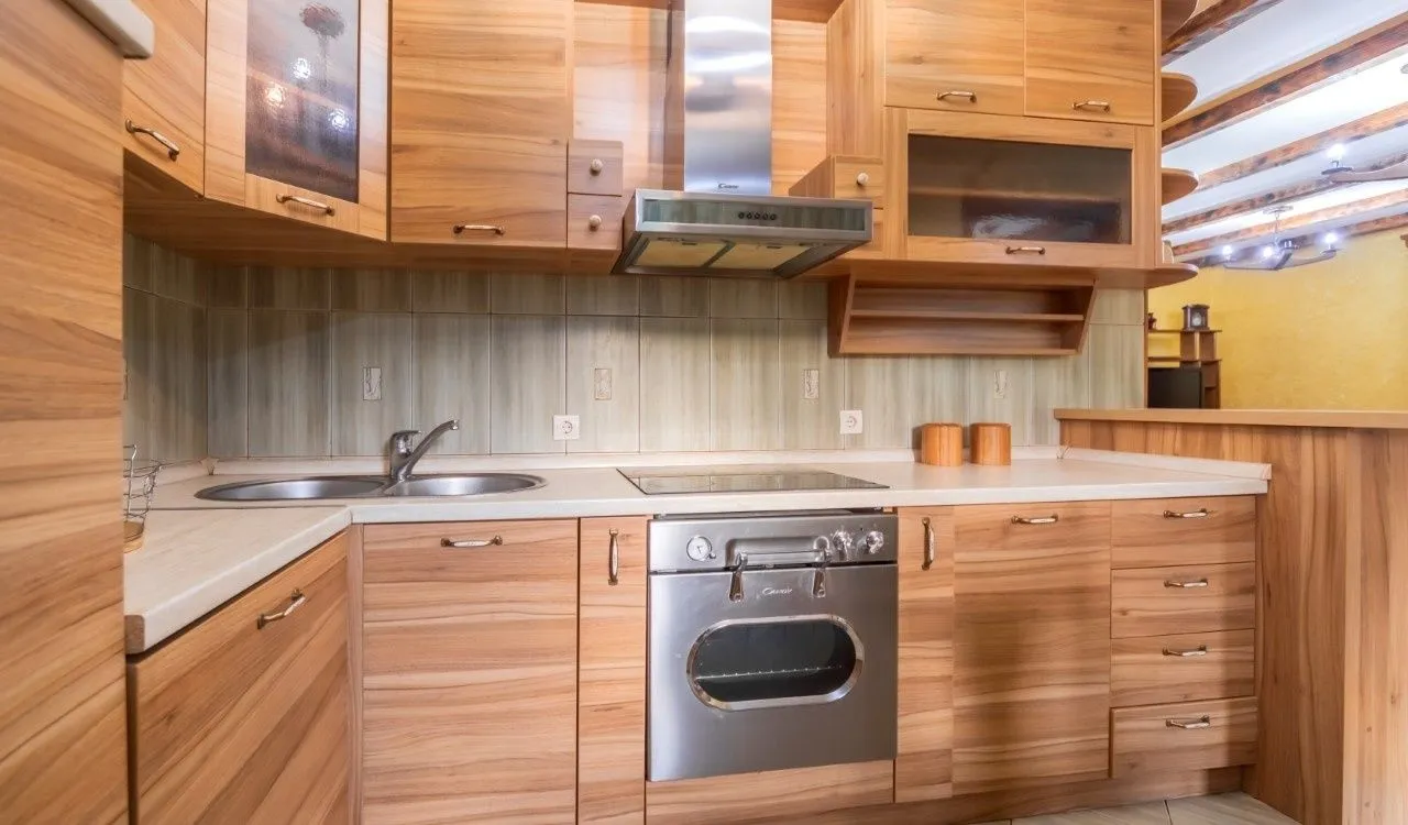 Prodaja, kuća, 300m², Motički gaj, Žabljak