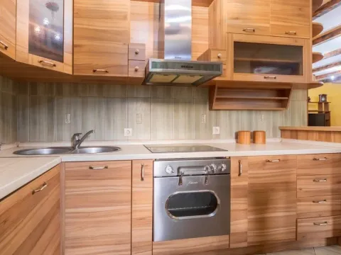 Sale, house, 300m², Motički gaj, Žabljak - image 10