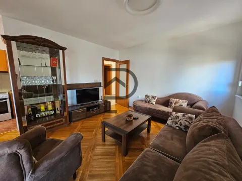 Izdavanje, stan, 83m², Vezirov Most, Podgorica - image 2