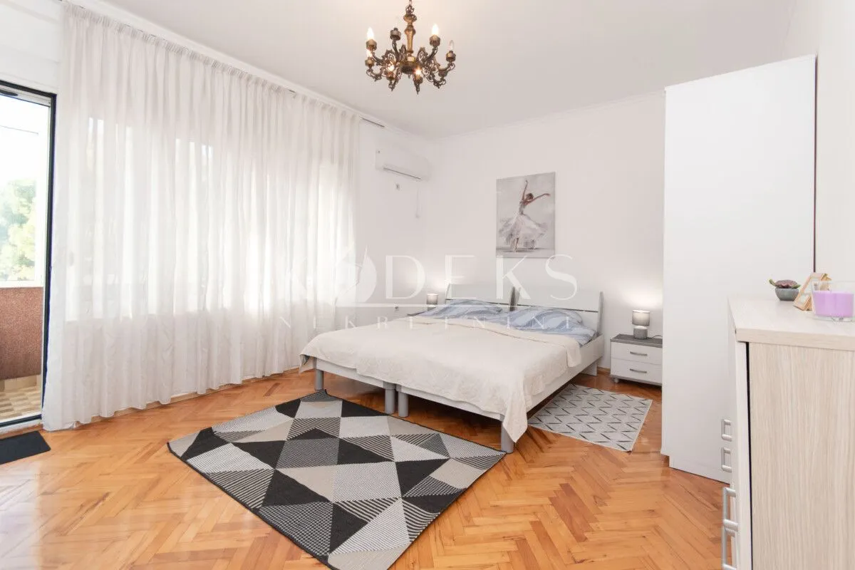 Prodaja, dvosoban stan, 92m², Centar, Podgorica