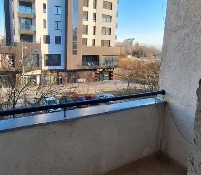 Izdavanje, garsonjera, 26m², Sajmište, Novi Sad - image 16