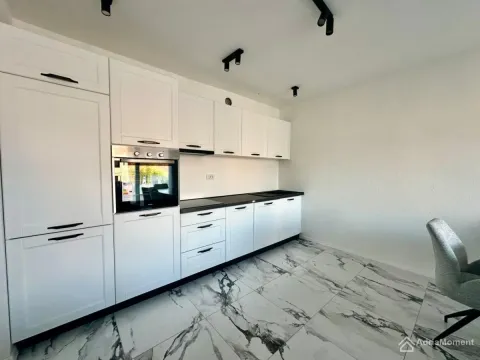 Prodaja, dvosoban stan, 85m², Đuraševići, Tivat - image 4