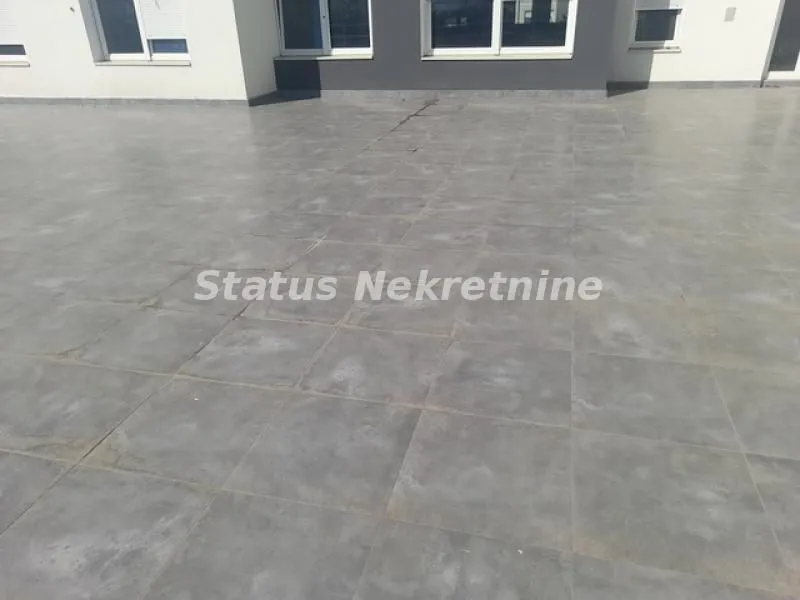Rent, office space, 333m², Klisa, Novi Sad Sve Podlokacije