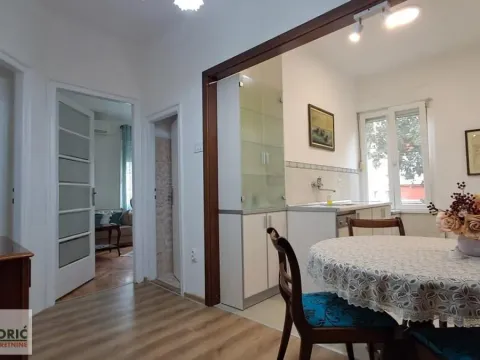 Izdavanje, dvosoban stan, 50m², Hadzipopovac, Palilula Sve Podlokacije - image 2