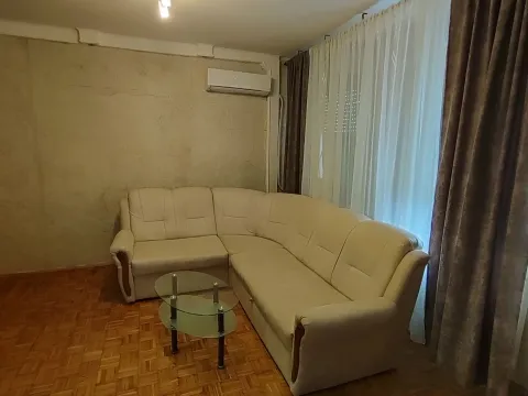 Izdavanje, jednosoban stan, 37m², Novo naselje, Novi Sad - image 7