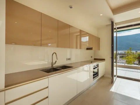 Sale, house, 325m², Portonovi, Herceg Novi - image 6