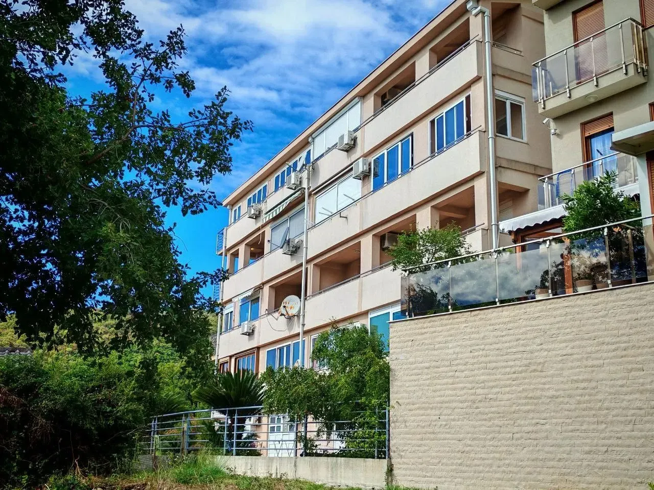 Sale, studio apartment, 32m², Ivanovići, Budva