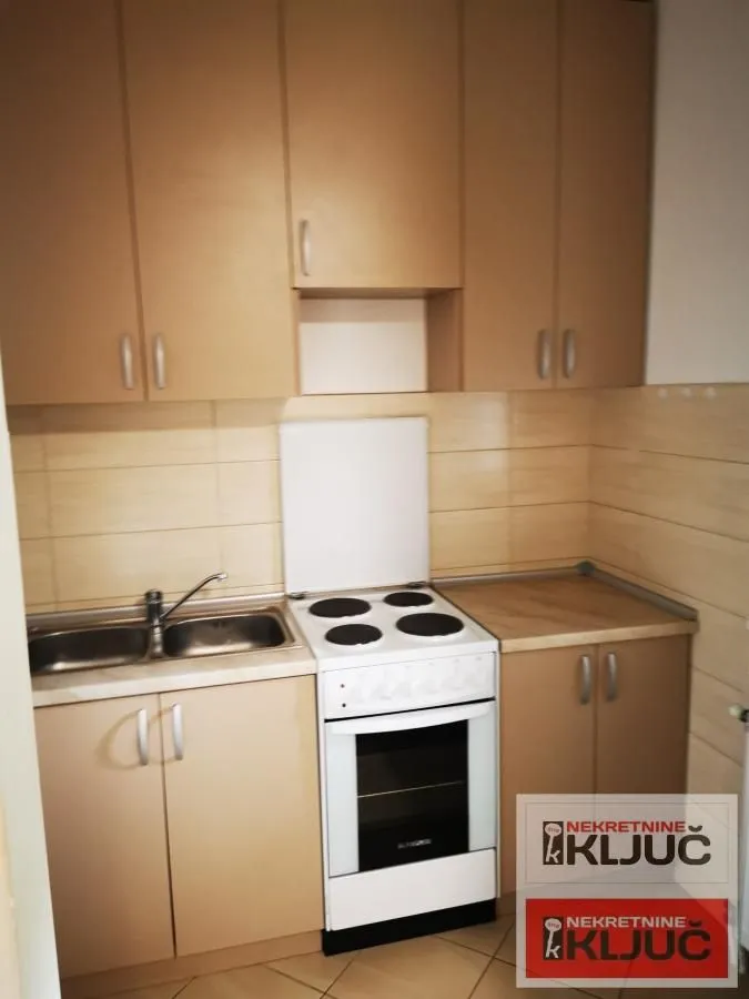 Izdavanje, jednosoban stan, 32m², Telep, Novi Sad Sve Podlokacije