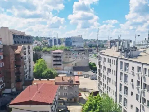 Rent, two bedroom apartment, 45m², Savski Venac, Beograd - image 10