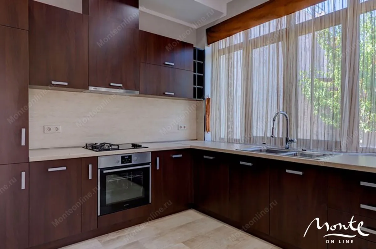 Prodaja, kuća, 372m², Stoliv, Kotor