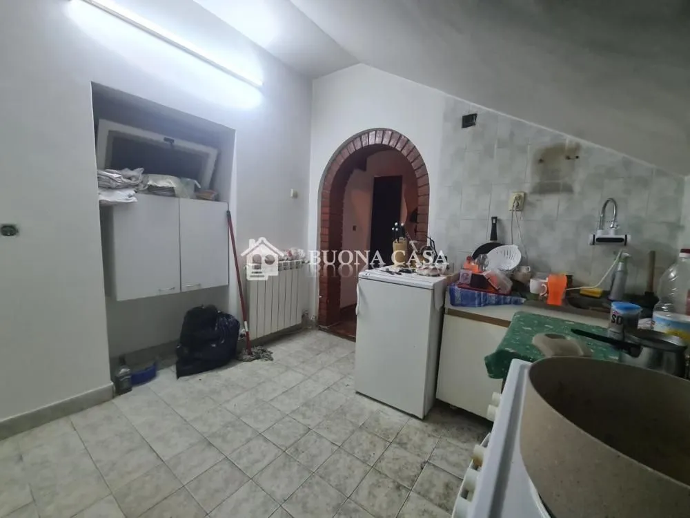 Prodaja, trosoban stan, 67m², Stari Grad, Beograd