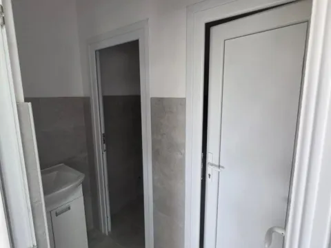 Rent, office space, 536m², Čukarica, Beograd - image 12